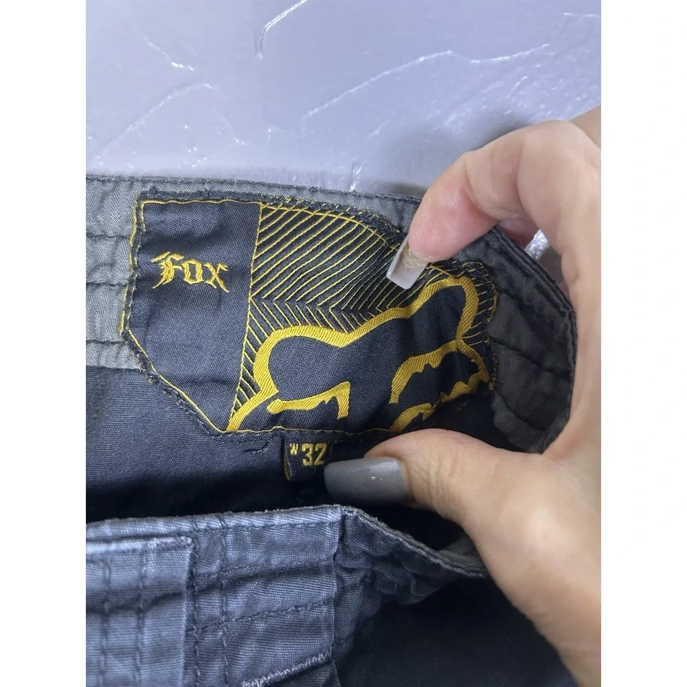 Fox Racing cargo shorts iconic fox head logo Grey Men's 32 Cotton Shorts Y2K